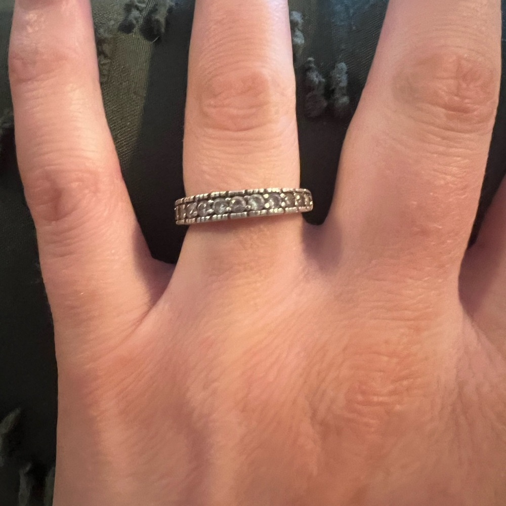 Silver Band Ring - Picture 2 of 3